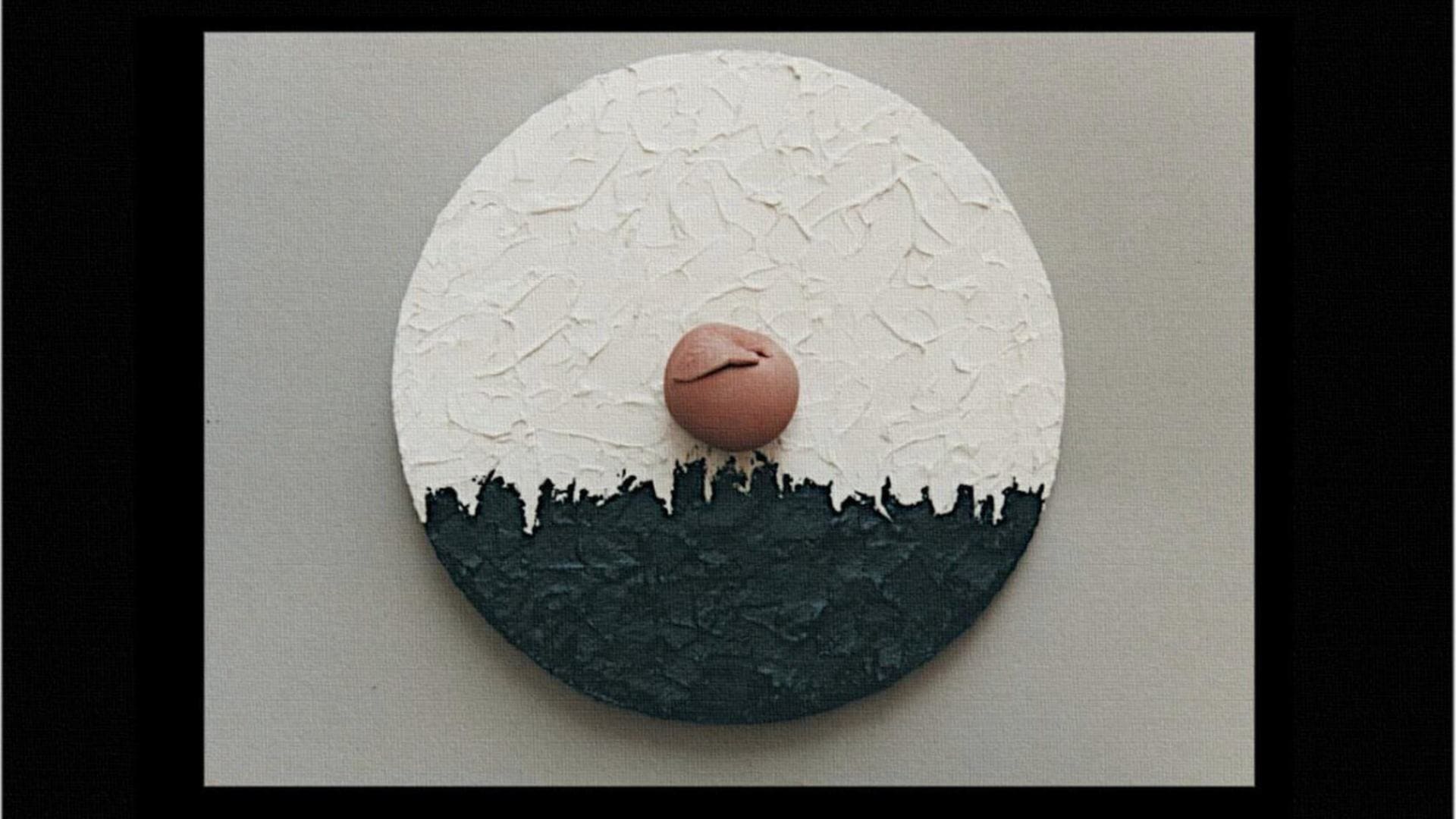 Opera dell'Artista Rosario Mercuri dal titolo 'Mela prima, pitto-scultura'